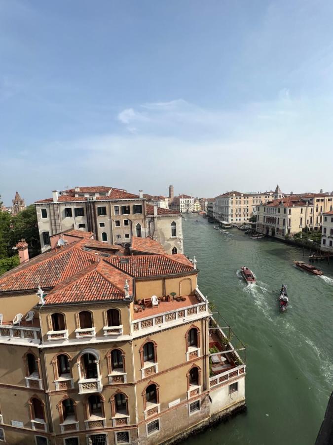 Attico Canal Grande A Palazzo Contarini Corfu Венеция Экстерьер фото