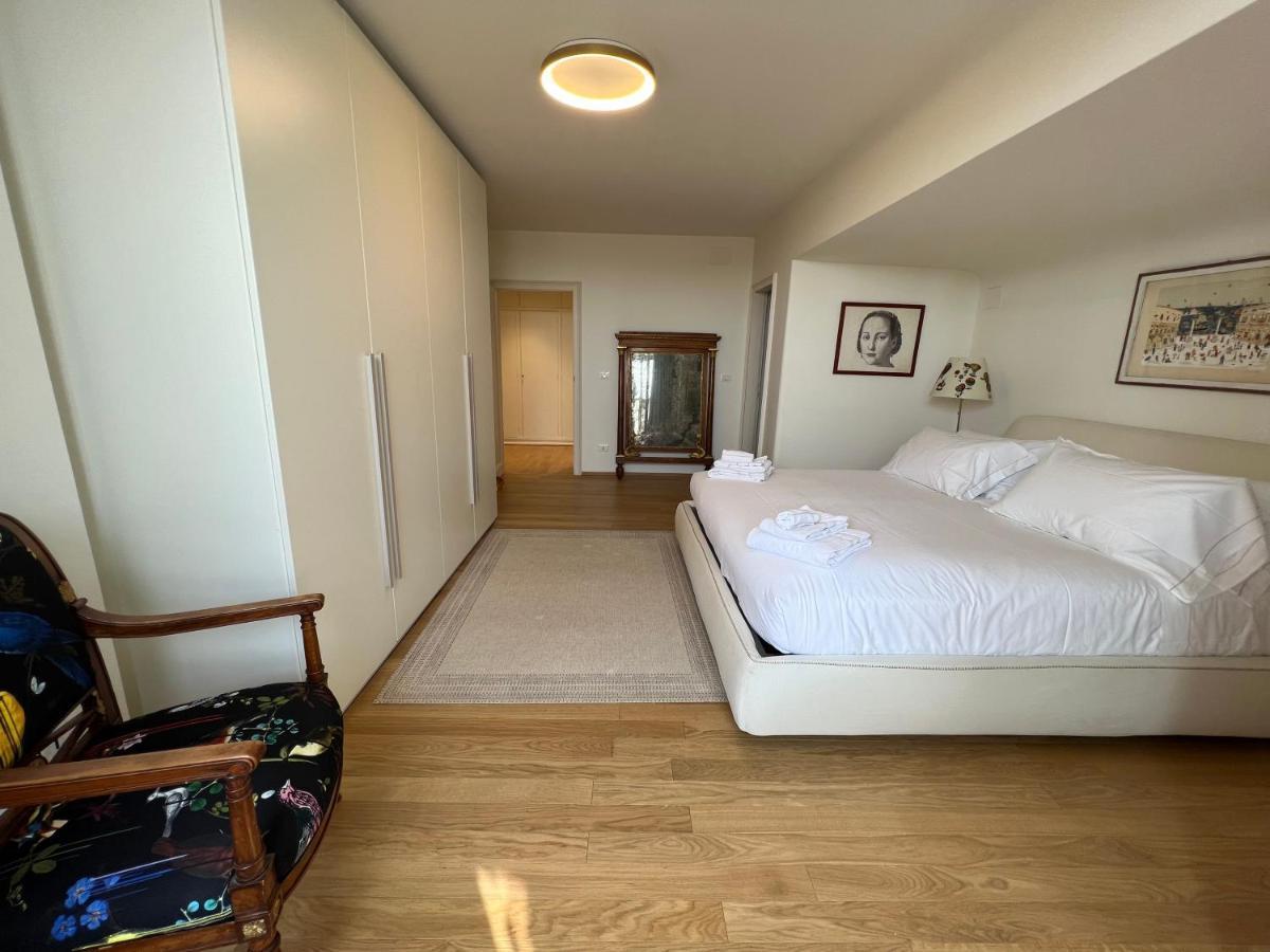 Attico Canal Grande A Palazzo Contarini Corfu Венеция Экстерьер фото