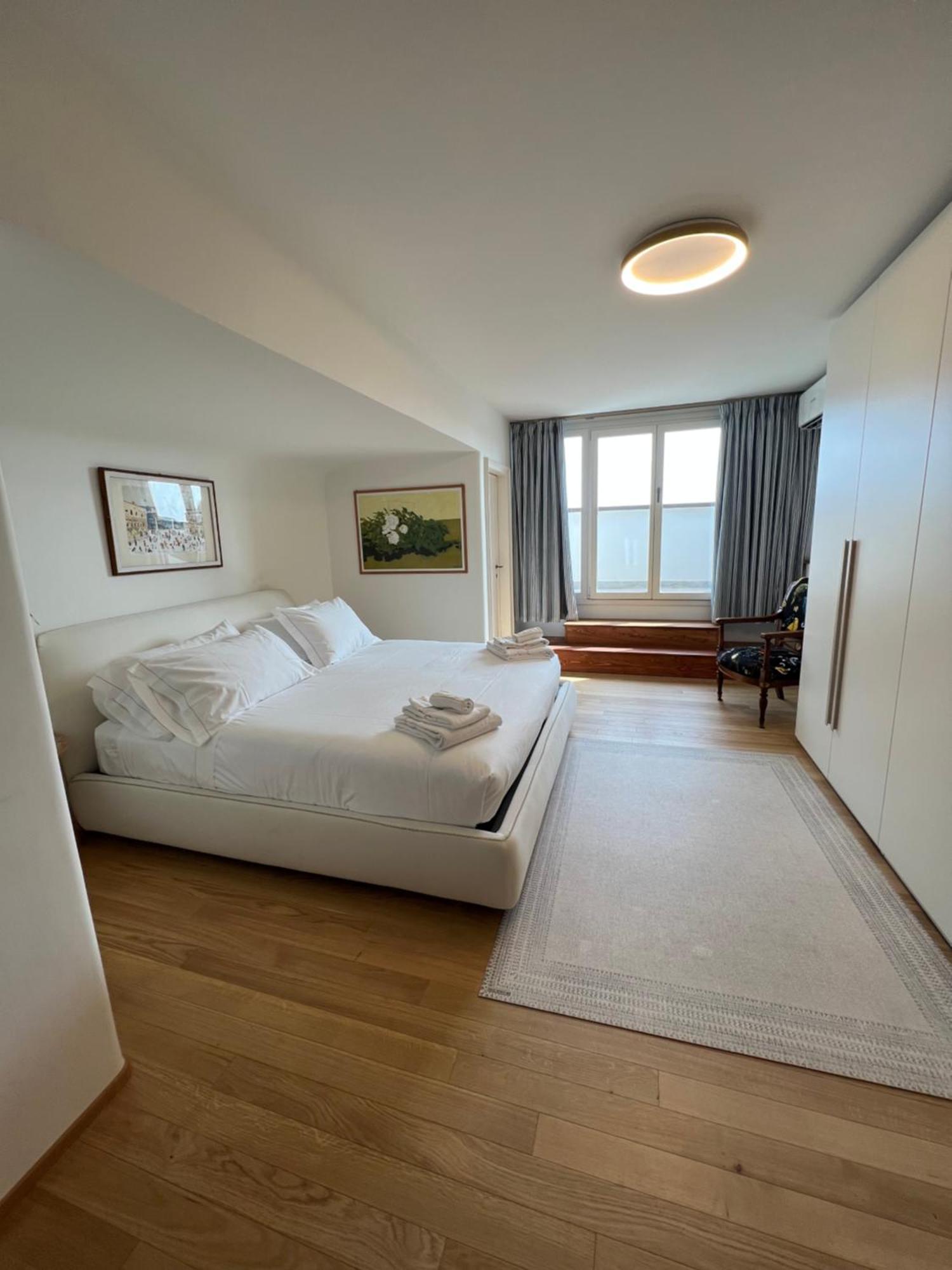 Attico Canal Grande A Palazzo Contarini Corfu Венеция Экстерьер фото